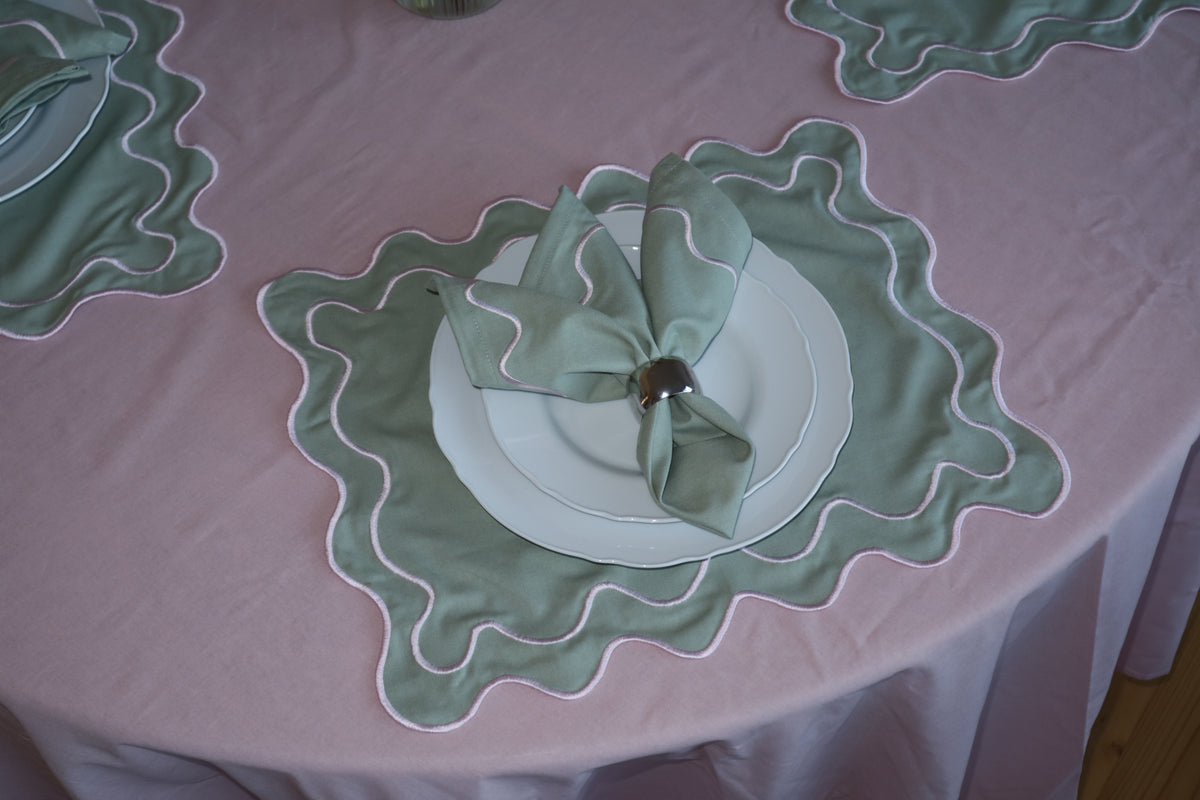 Wavy Placemats: Set of 4